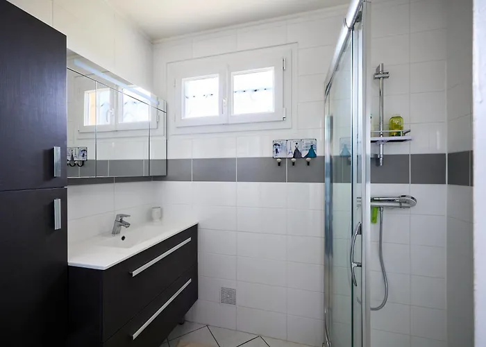 Holiday home Frontenac - Veranda Et Jardin Clos Courseulles-sur-Mer