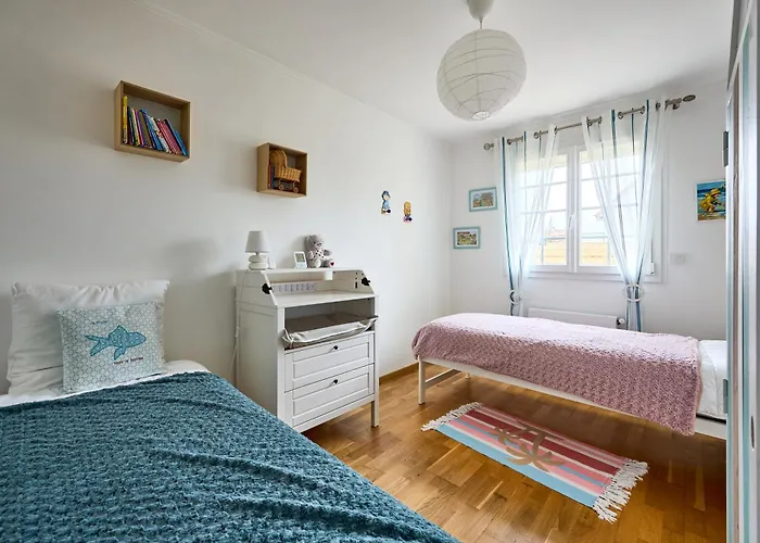 Frontenac - Veranda Et Jardin Clos Holiday home *