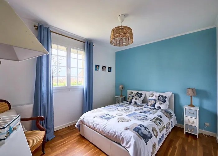 Holiday home Frontenac - Veranda Et Jardin Clos Courseulles-sur-Mer